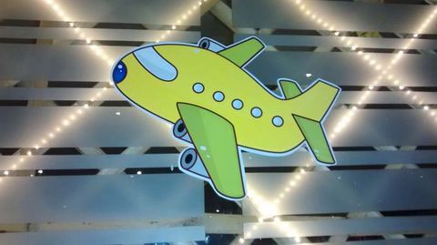 Aeroplane birthday - Little Italy - September 2014 - photo 4
