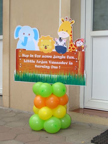 Baby Jungle Birthday - Cosmo - November 2009 - photo 5