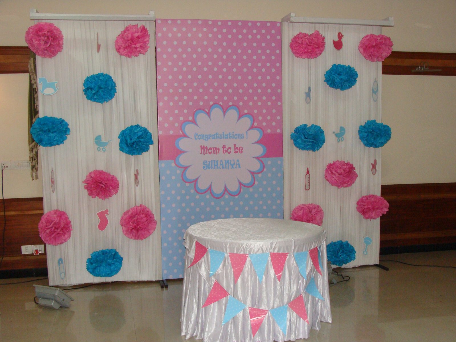 Baby Shower Decor - Irgur - June 2009
