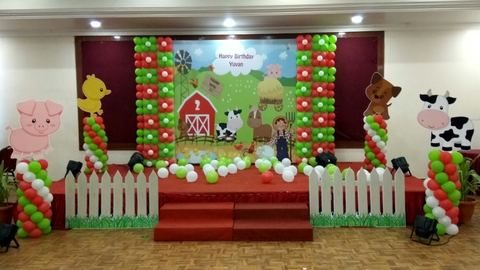 Barnyard birthday - photo 1