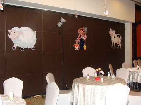 Barnyard birthday - Residency - March 2014 - photo 7