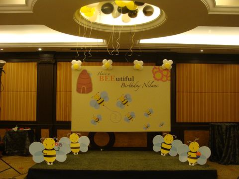 Bumble Bee birthday - Residency - October 2013 - photo 7