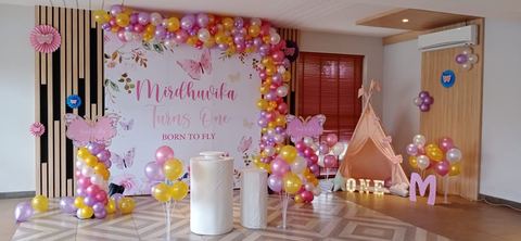 Butterfly Birthday - Butterflywhite backdrop - July 2022 - photo 1