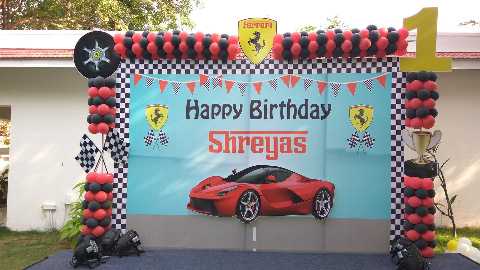Ferrari - Dwaraka Inn - April 2017