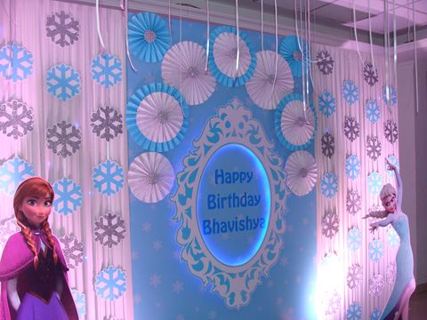 Frozen Birthday - Priya Vision - June 2009 - photo 12
