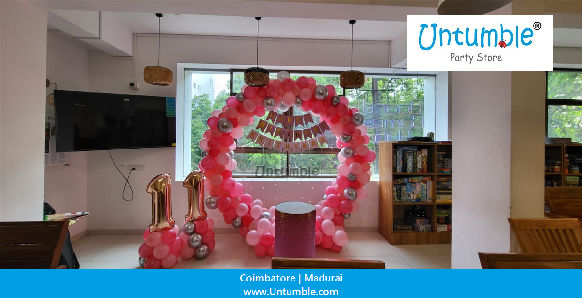 Round frame with balloon  decor - photo 4