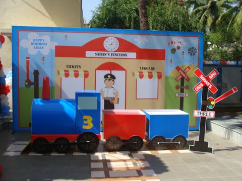 Train theme - Pradeep - March 2010 - photo 2