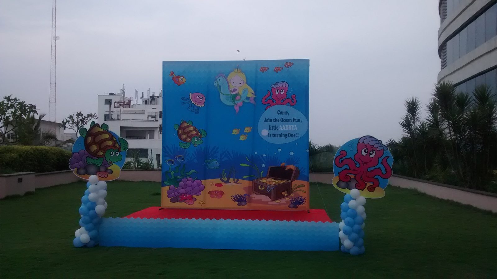 Underwater birthday - Taj - April 2014