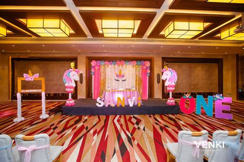 Unicorn theme - Unicorn Residency Shimmer - August 2019 - photo 7