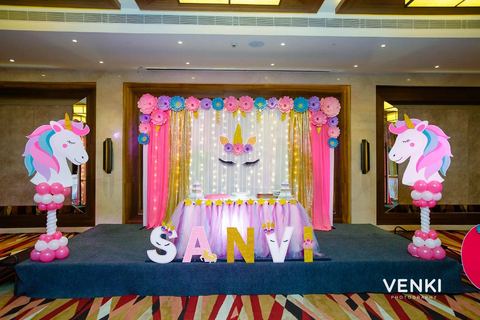 Unicorn theme - Unicorn Residency Shimmer - August 2019 - photo 1