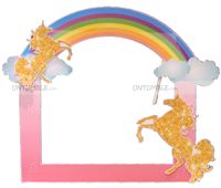 Photobooth with rainbow and 2 unicorns